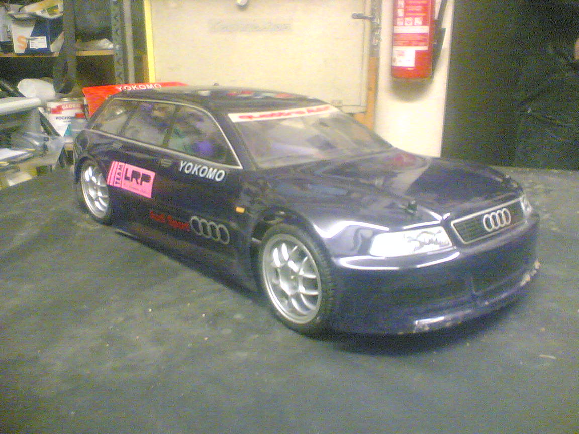 AUDI A4.jpg